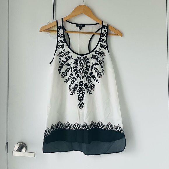 Floral tank top - Picture 1 of 2